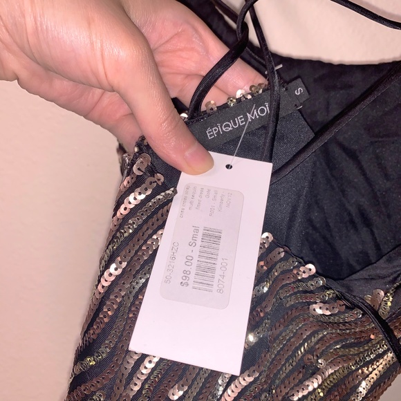 Epique Moi Gold Sequins Cocktail Dress - Picture 4 of 10